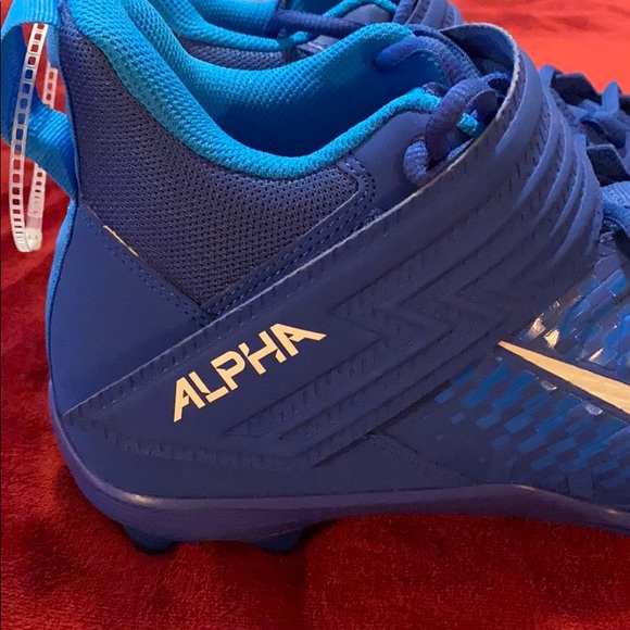 🆕Nike Alpha Menace Varsity 2, football cleats - Picture 2 of 16